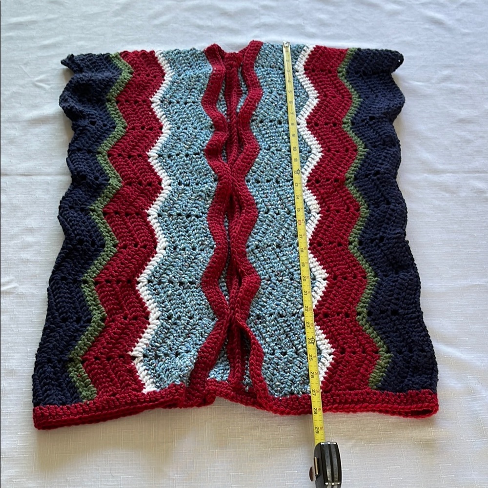 BEAUTIFUL MULTICOLOR CROCHET VEST - Picture 6 of 7